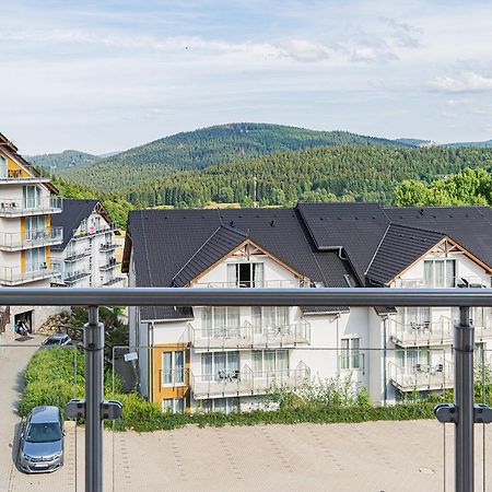 Апартаменти Vacationclub - Bormio Apartament 27 Сєнна Екстер'єр фото
