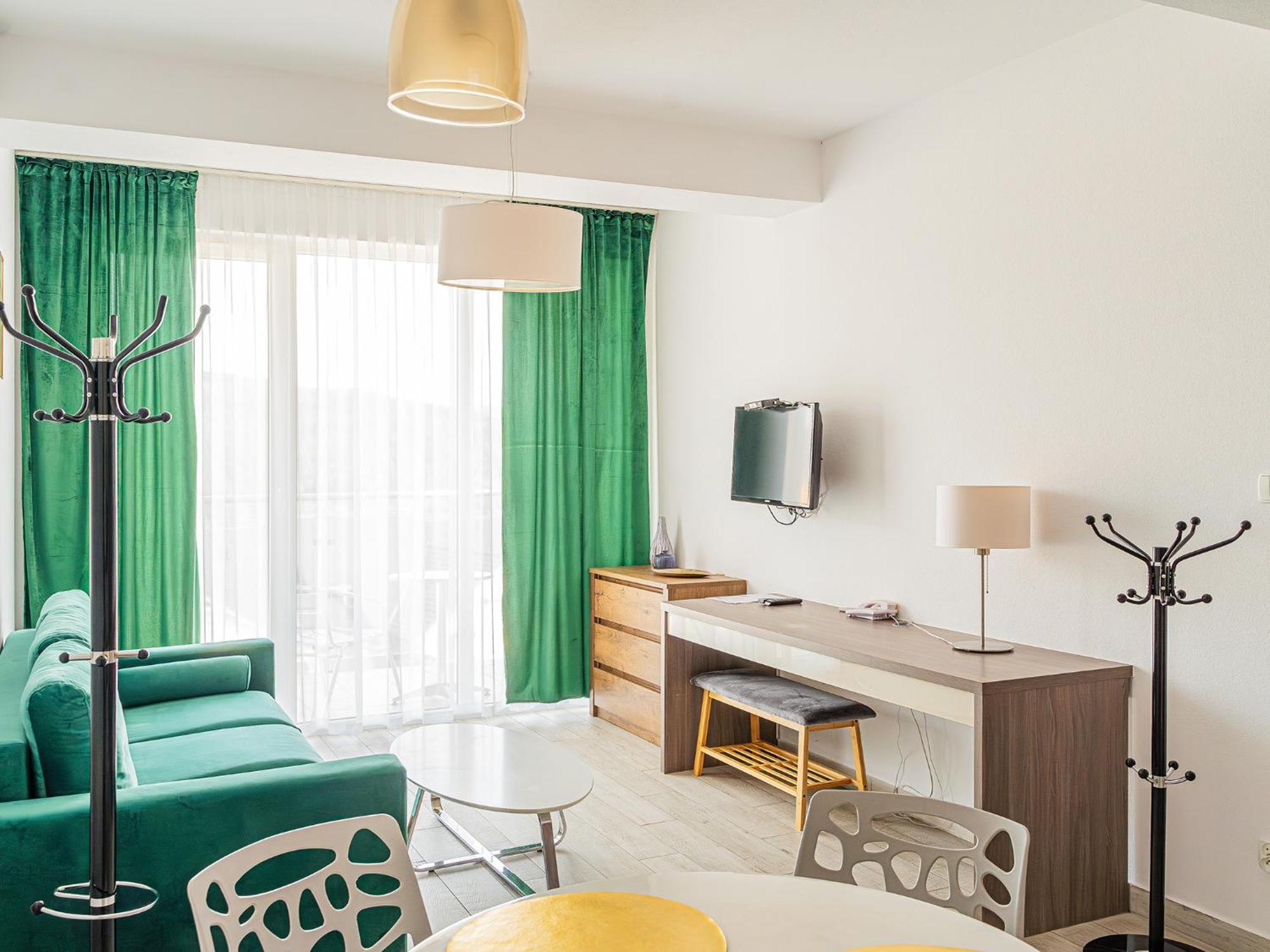 Апартаменти Vacationclub - Bormio Apartament 27 Сєнна Екстер'єр фото